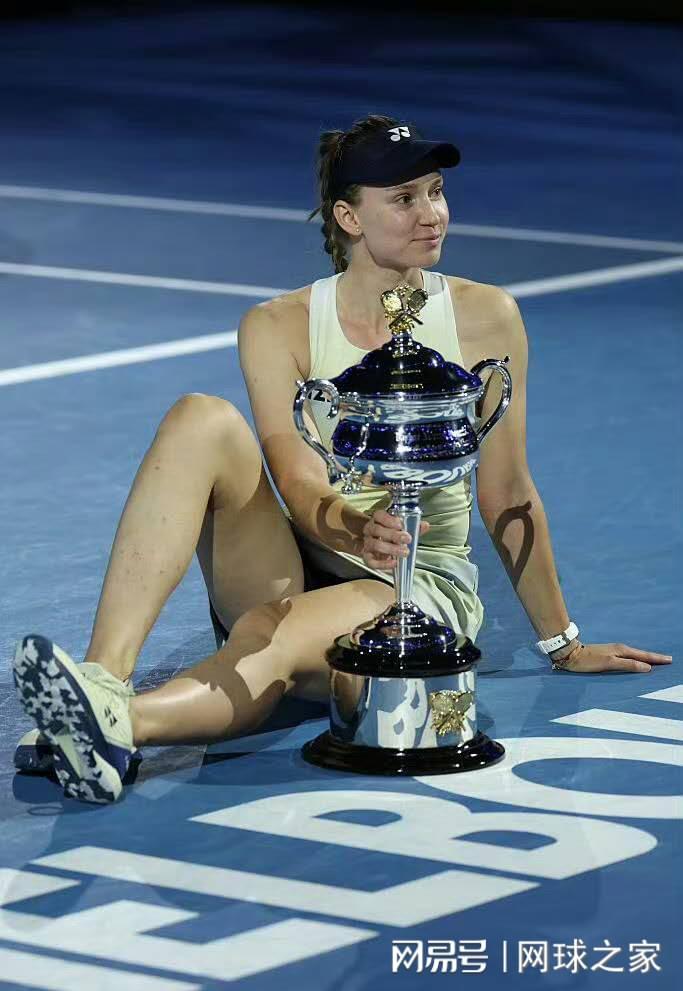 半岛体育下载-莱巴夺冠，武科夫神级指导成名场面，比起外界争议合适更重要